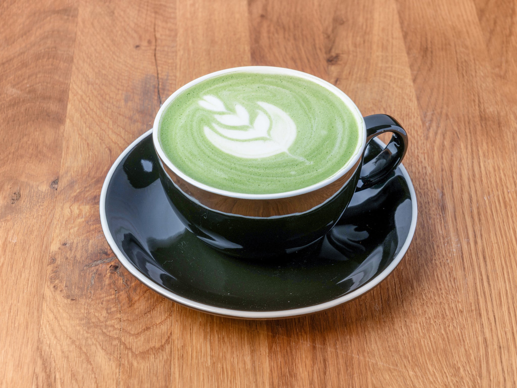 Matcha Latte im Golden Bean Café Hamburg