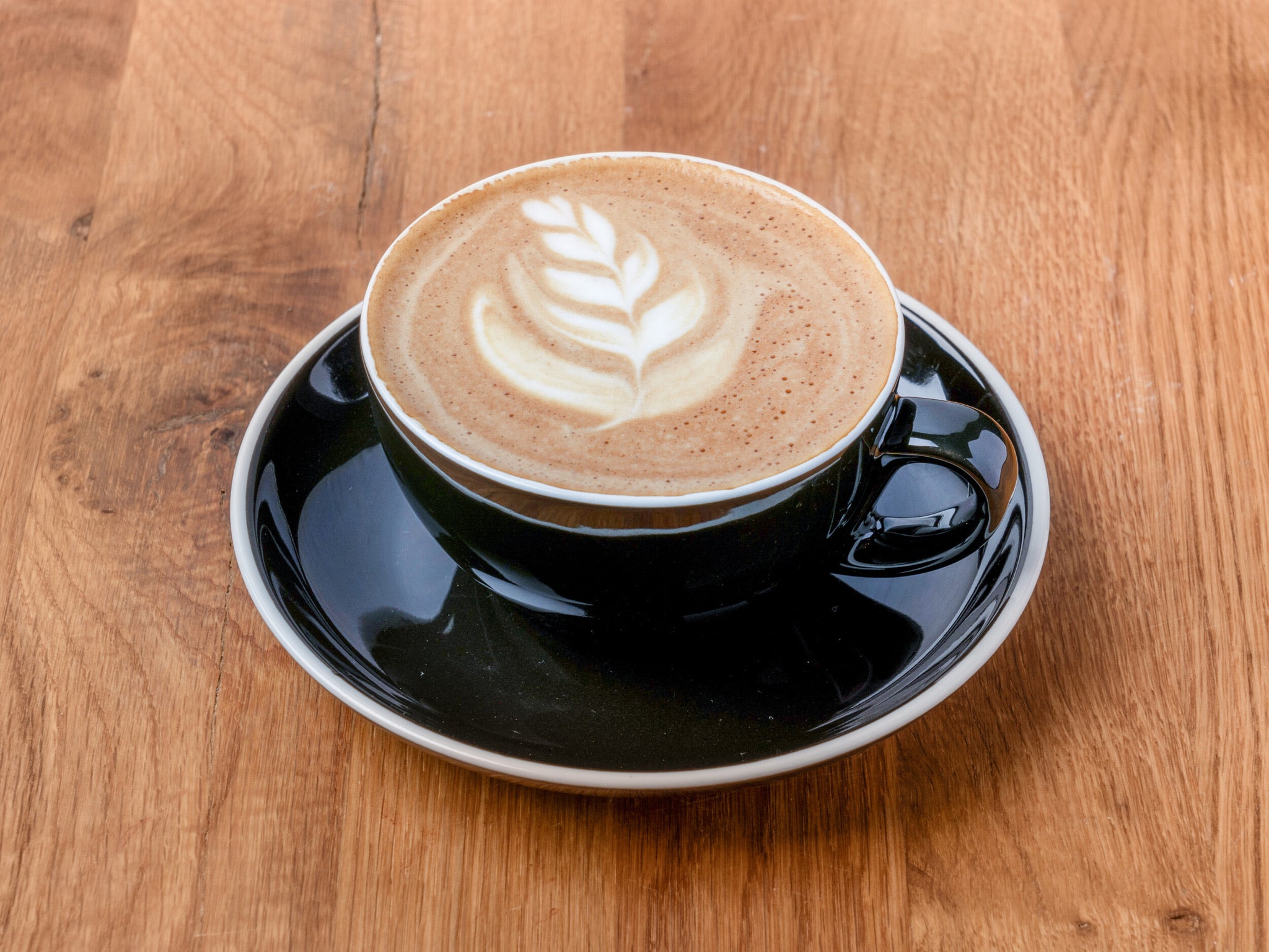 Latte Art Cappuccino – Kaffee in Hamburg genießen